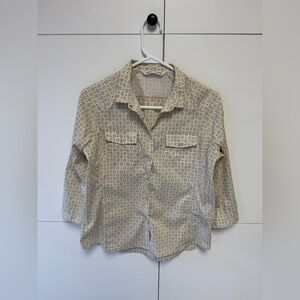 Woolrich Light Weight Beige and Mint Floral Button Up Top. Size M.